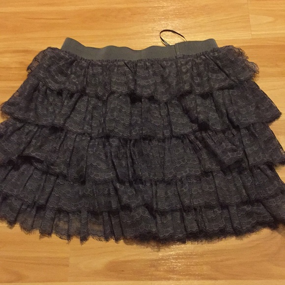 J. Crew Ruffle Skirt - Picture 1 of 3